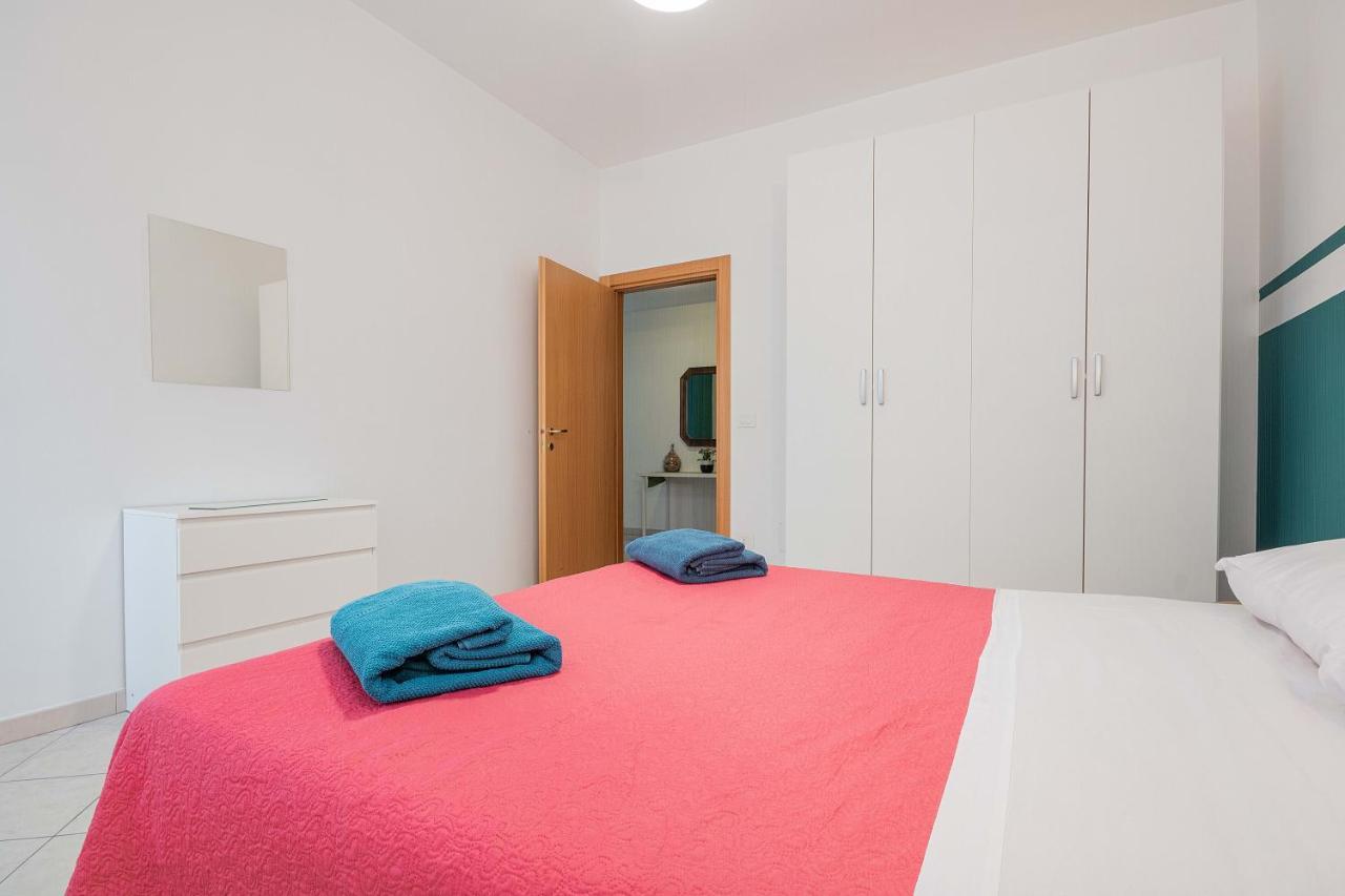 Green Apartment Bari Bagian luar foto