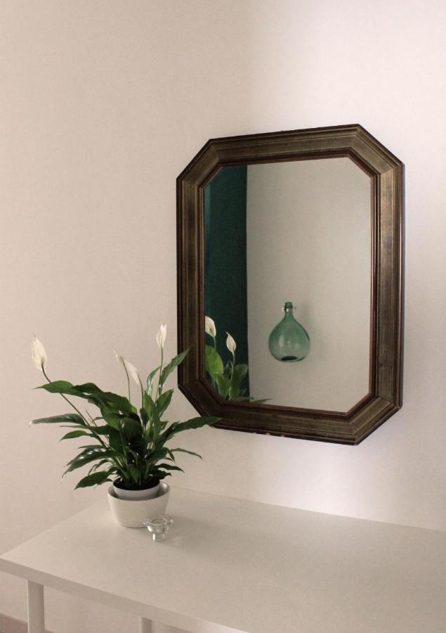 Green Apartment Bari Bagian luar foto