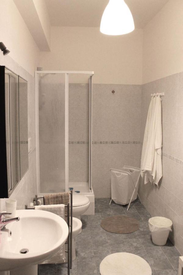 Green Apartment Bari Bagian luar foto