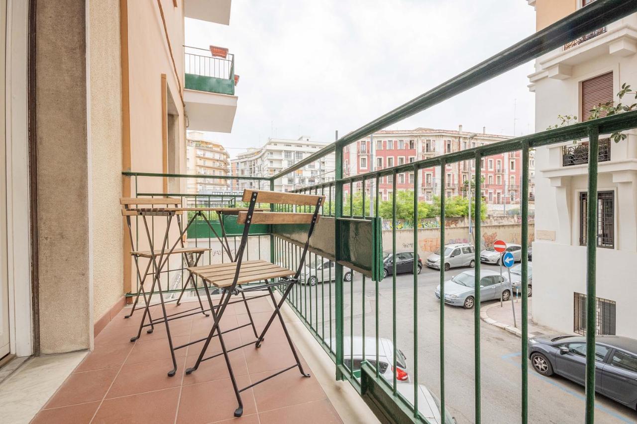 Green Apartment Bari Bagian luar foto