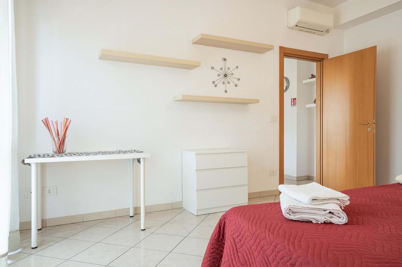 Green Apartment Bari Bagian luar foto